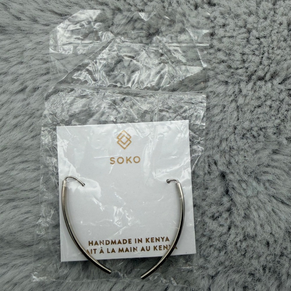 SOKO Petite Bow Earrings Silver Threader Arc Handmade Kenya NEW